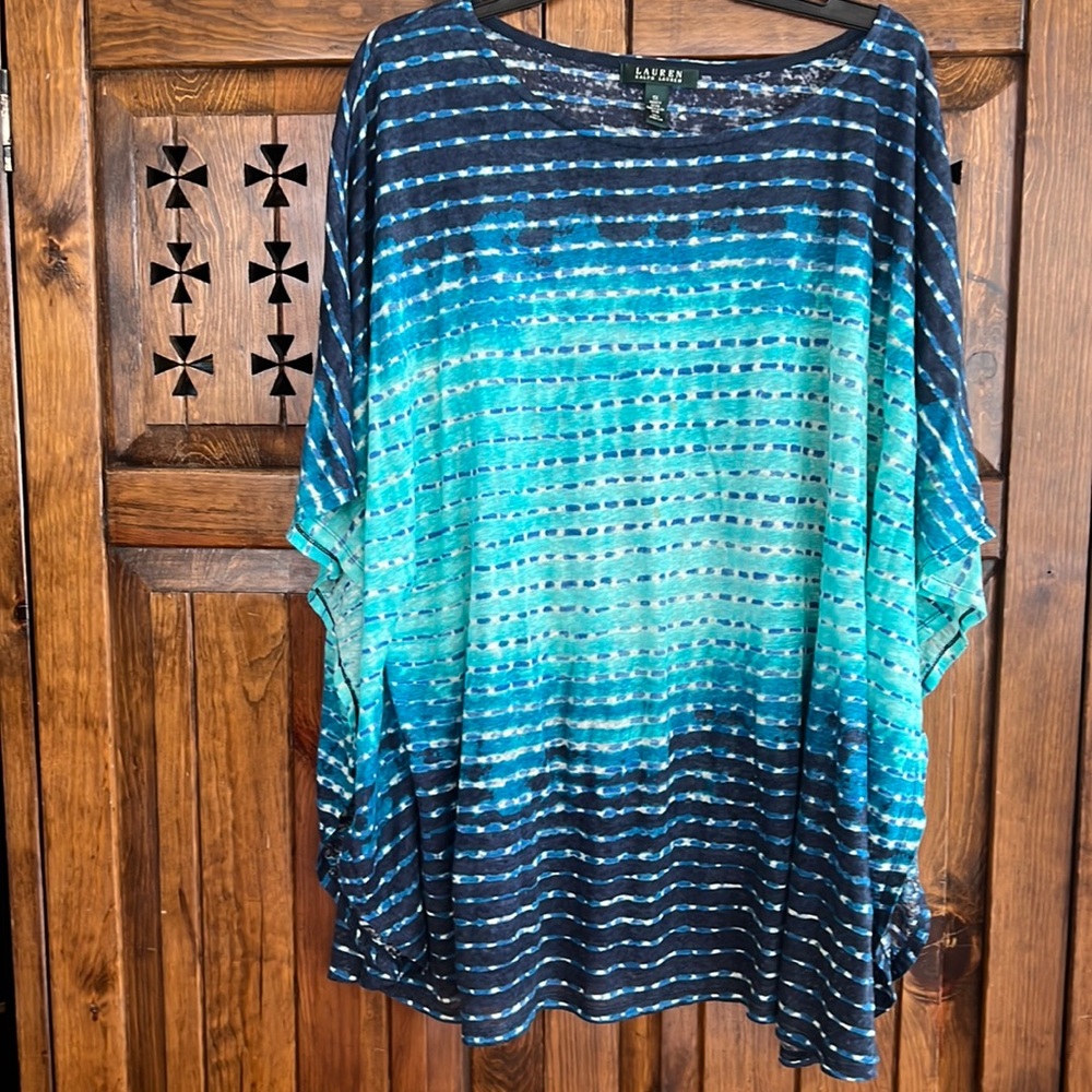 Pretty Patterned Blue Tunic - image 1